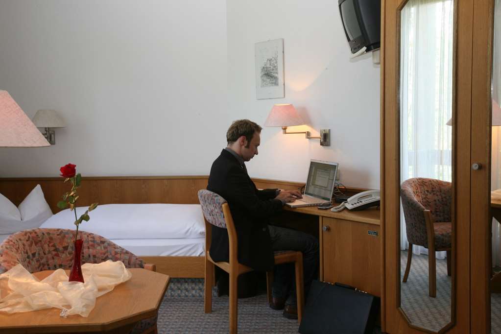 Hotel Mohren Ochsenhausen Rum bild
